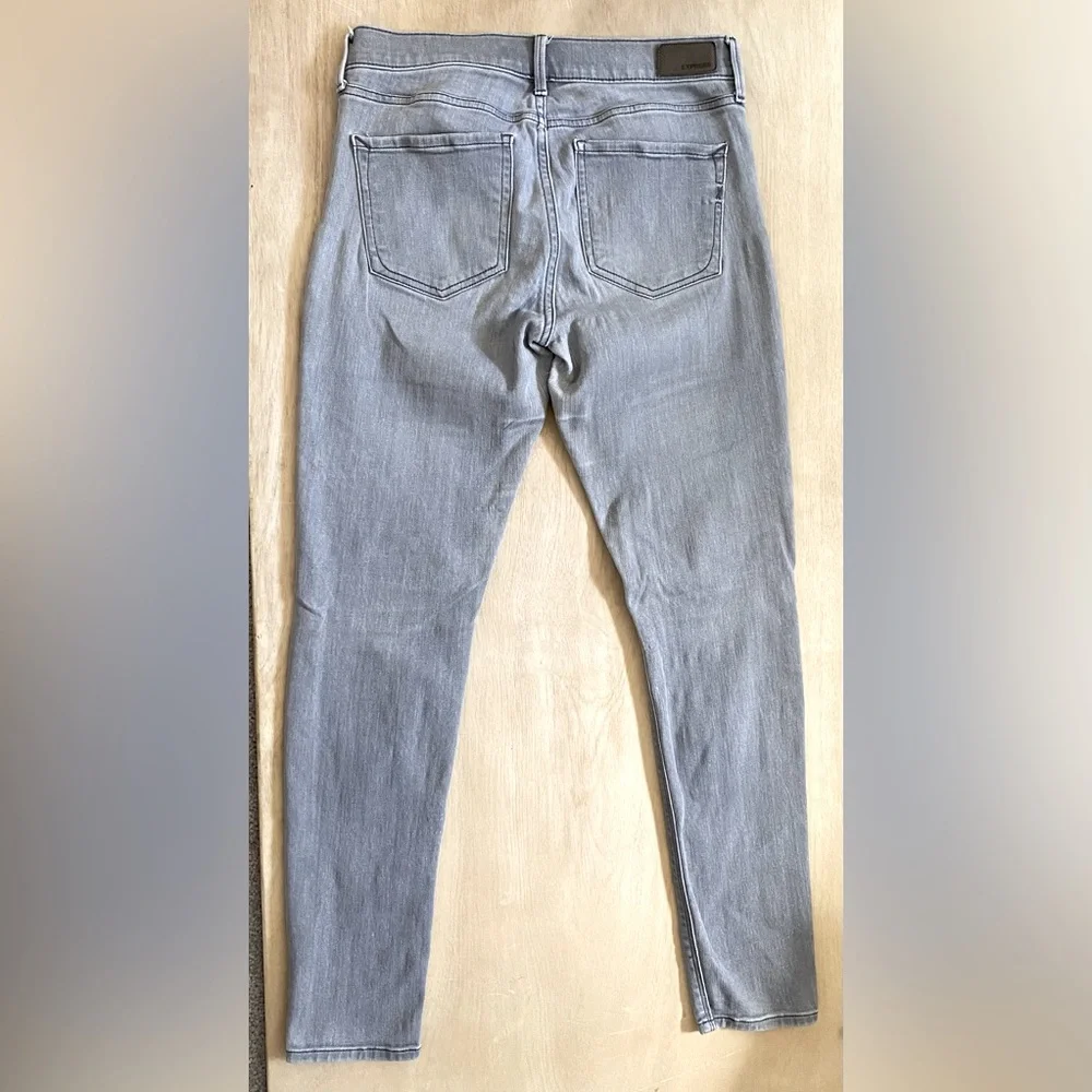 EXPRESS Mid Rise Skinny Jeans - Picture 2 of 15